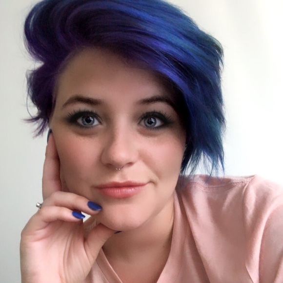 Meet your Posher, Katelin - Picture 4 of 4